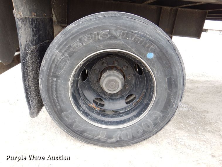 image for item MJ9987 2013 Stoughton DVW-285S-C-WDC dry van trailer