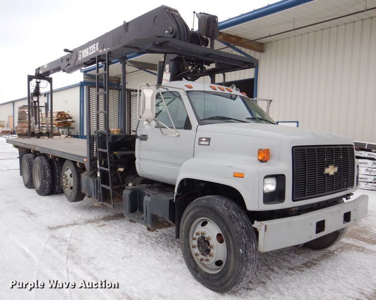 image for item MJ9992 2000 Chevrolet C8500  crane truck