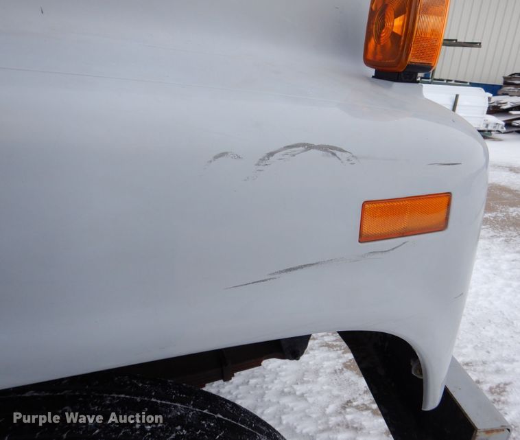 image for item MJ9992 2000 Chevrolet C8500  crane truck