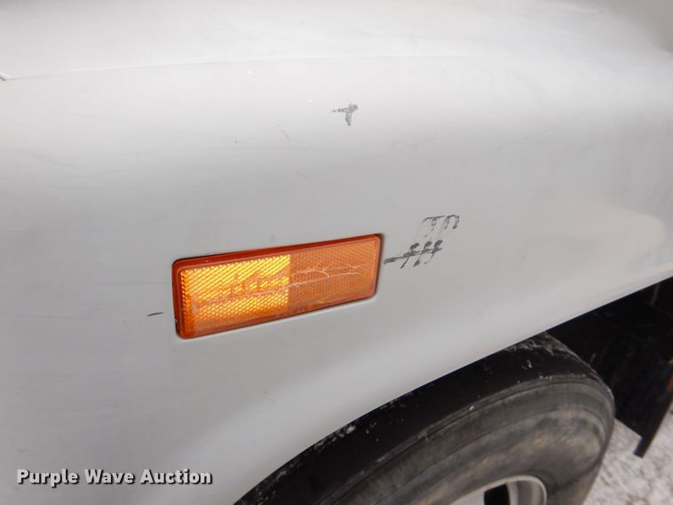 image for item MJ9992 2000 Chevrolet C8500  crane truck