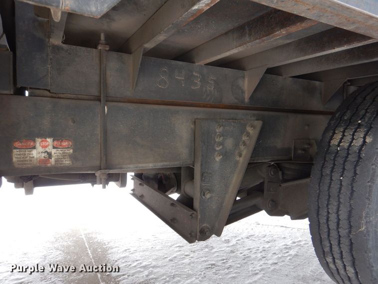 image for item MJ9992 2000 Chevrolet C8500  crane truck