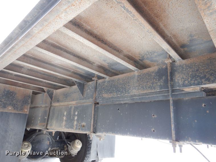 image for item MJ9992 2000 Chevrolet C8500  crane truck