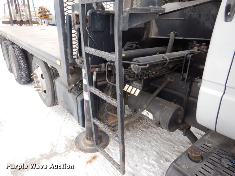 image for item MJ9992 2000 Chevrolet C8500  crane truck