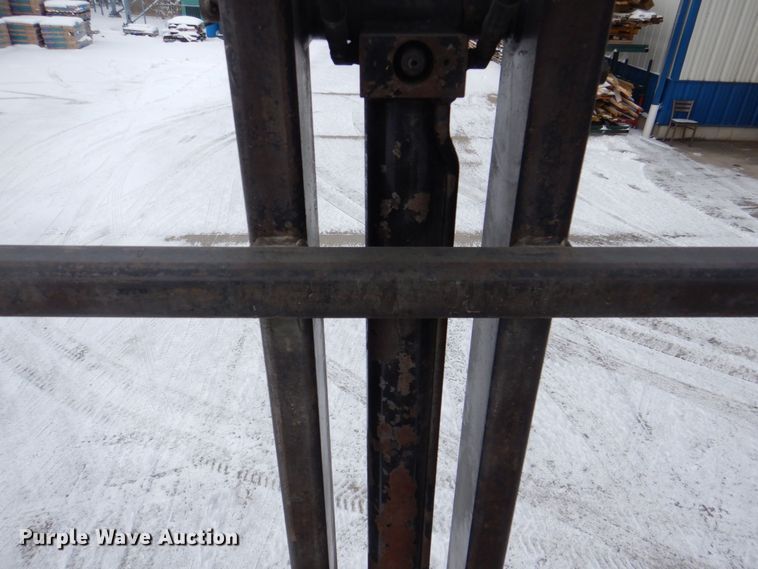 image for item MJ9992 2000 Chevrolet C8500  crane truck