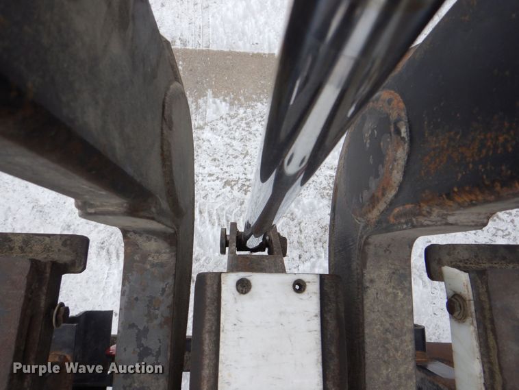 image for item MJ9992 2000 Chevrolet C8500  crane truck