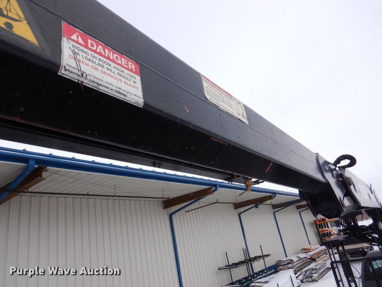 image for item MJ9992 2000 Chevrolet C8500  crane truck