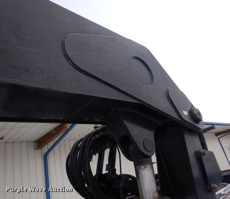 image for item MJ9992 2000 Chevrolet C8500  crane truck