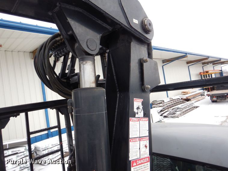 image for item MJ9992 2000 Chevrolet C8500  crane truck