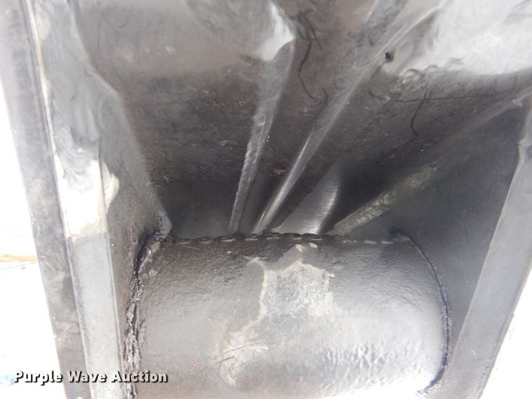 image for item MJ9992 2000 Chevrolet C8500  crane truck