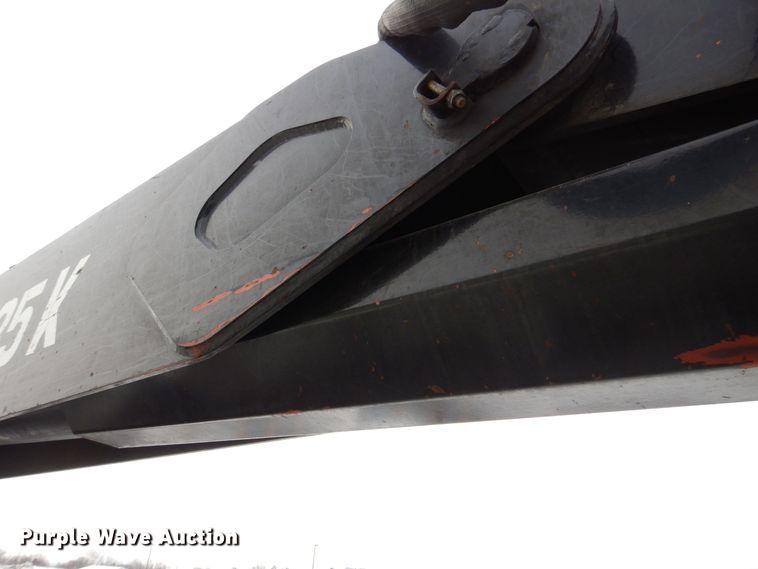 image for item MJ9992 2000 Chevrolet C8500  crane truck