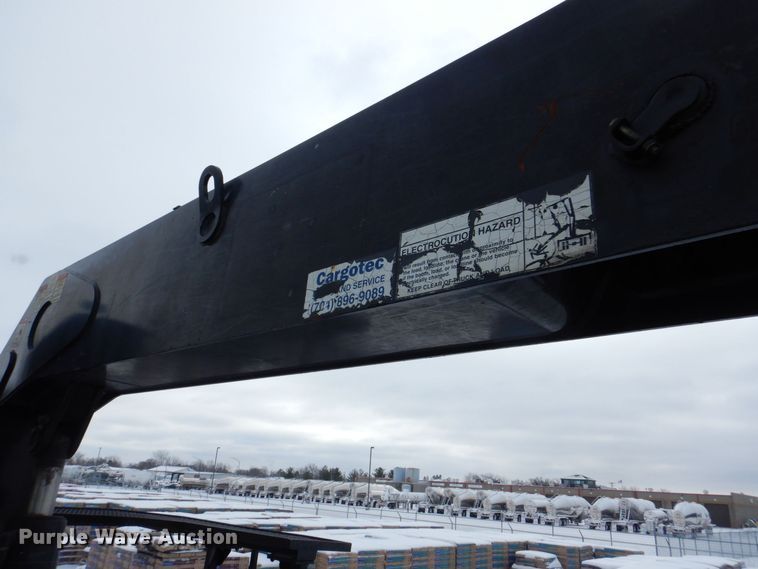 image for item MJ9992 2000 Chevrolet C8500  crane truck