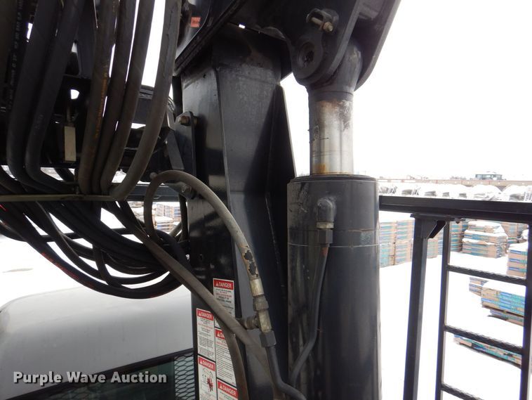 image for item MJ9992 2000 Chevrolet C8500  crane truck