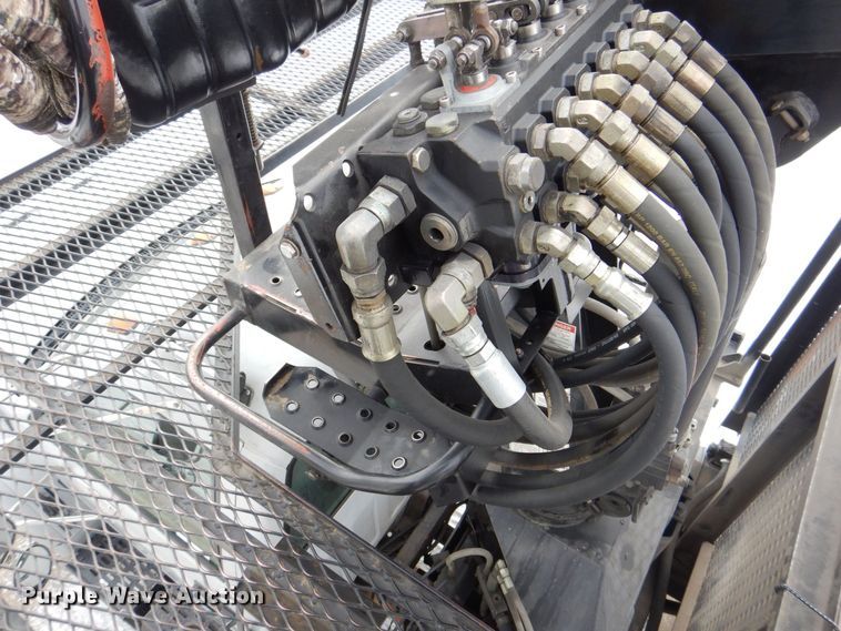 image for item MJ9992 2000 Chevrolet C8500  crane truck