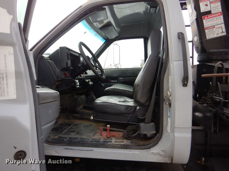 image for item MJ9992 2000 Chevrolet C8500  crane truck