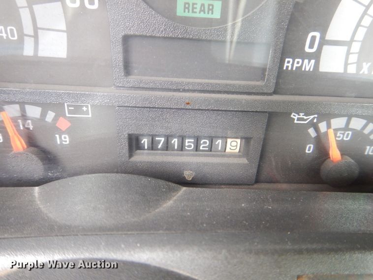 image for item MJ9992 2000 Chevrolet C8500  crane truck