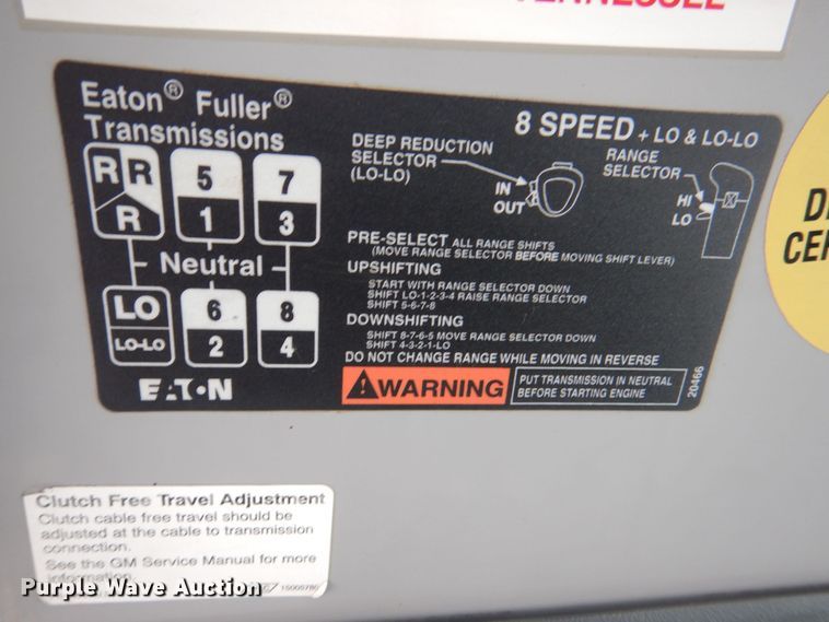 image for item MJ9992 2000 Chevrolet C8500  crane truck