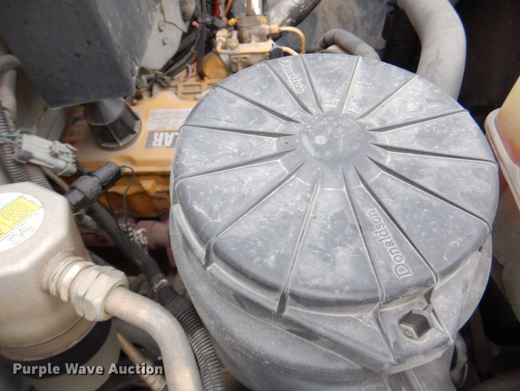 image for item MJ9992 2000 Chevrolet C8500  crane truck