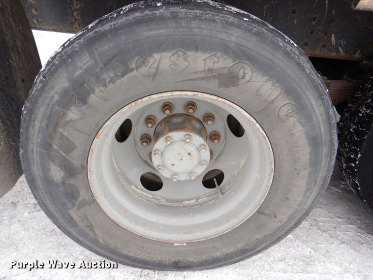 image for item MJ9992 2000 Chevrolet C8500  crane truck