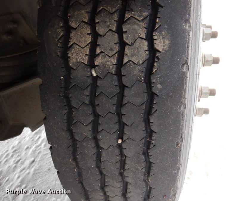 image for item MJ9992 2000 Chevrolet C8500  crane truck