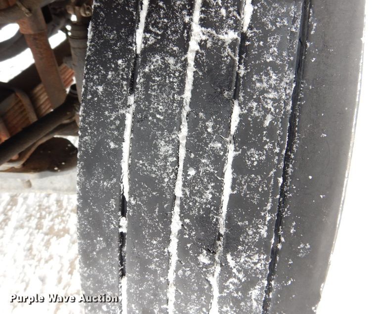 image for item MJ9992 2000 Chevrolet C8500  crane truck