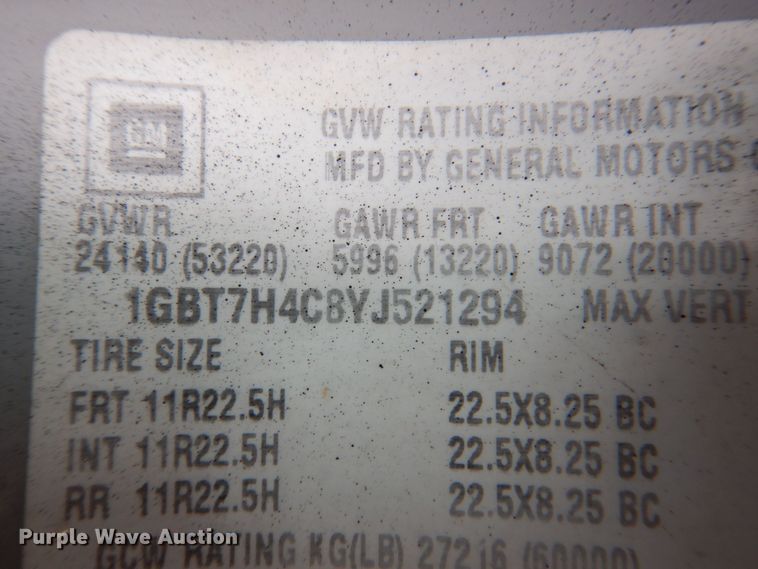 image for item MJ9992 2000 Chevrolet C8500  crane truck