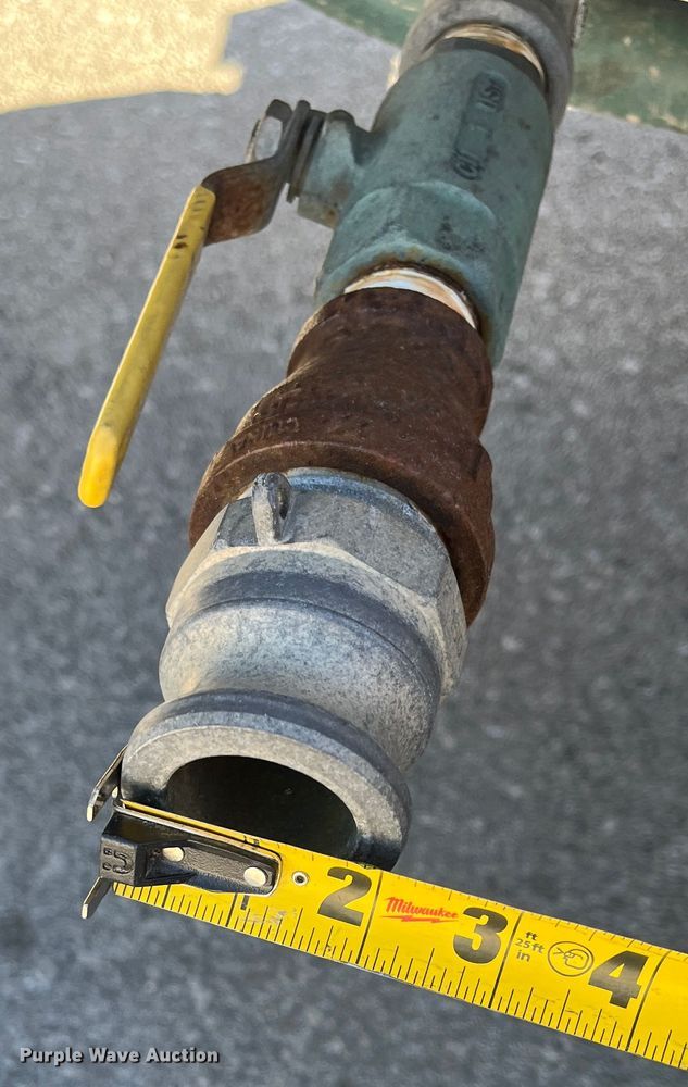 image for item MN9412 2003 GMC C7500  box truck