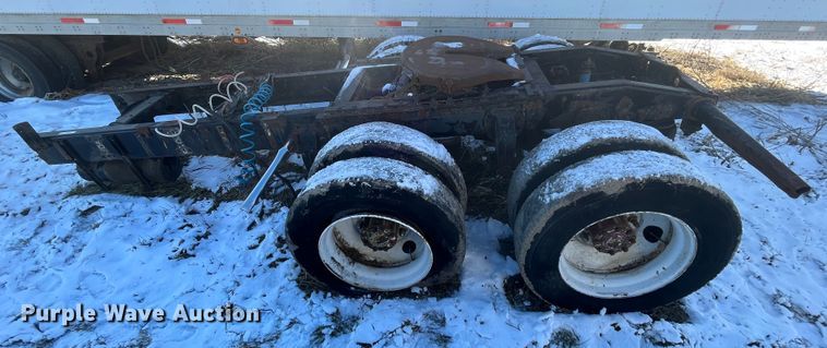 image for item MW9461 Peterbilt  truck chassis