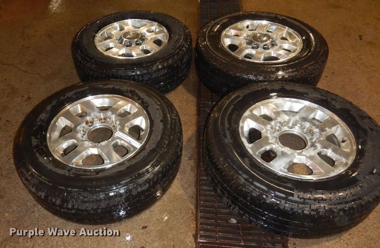 image for item AF9251 (4) LT265/70R18 tires and wheels