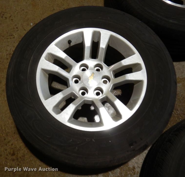 image for item AF9252 (4) P265/65R18 tires and wheels