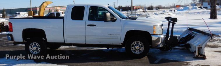image for item AF9255 2009 Chevrolet Silverado 2500HD  Ext. Cab pickup truck