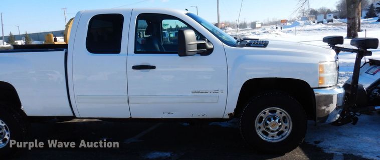 image for item AF9255 2009 Chevrolet Silverado 2500HD  Ext. Cab pickup truck