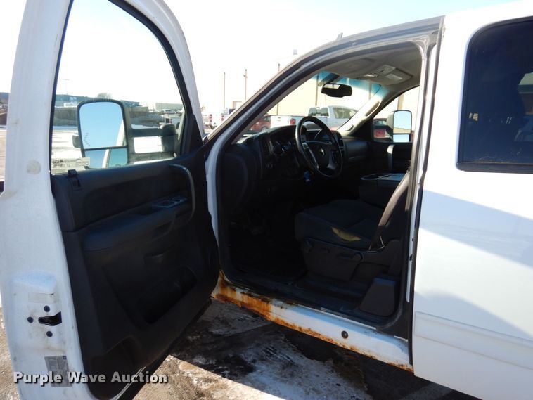 image for item AF9255 2009 Chevrolet Silverado 2500HD  Ext. Cab pickup truck