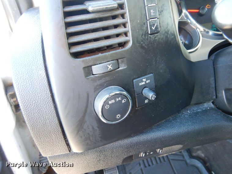 image for item AF9255 2009 Chevrolet Silverado 2500HD  Ext. Cab pickup truck