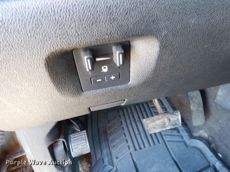 image for item AF9255 2009 Chevrolet Silverado 2500HD  Ext. Cab pickup truck