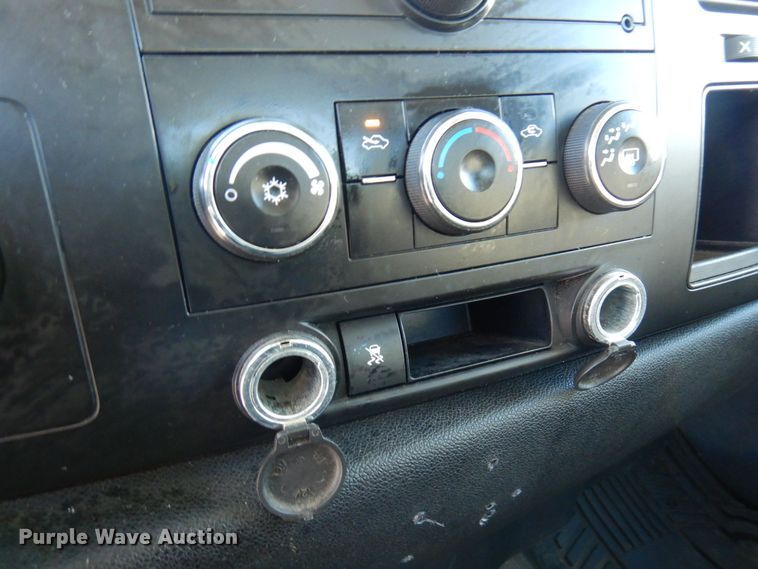 image for item AF9255 2009 Chevrolet Silverado 2500HD  Ext. Cab pickup truck