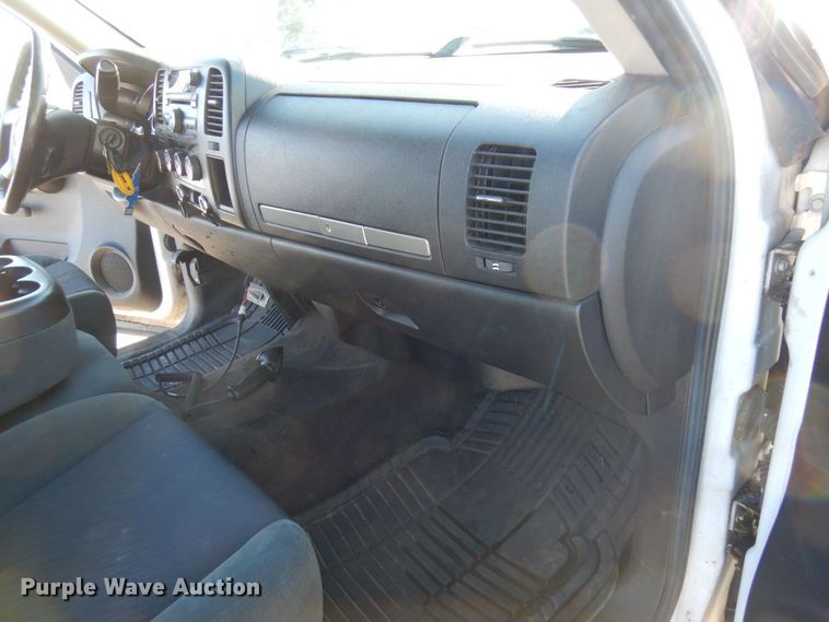 image for item AF9255 2009 Chevrolet Silverado 2500HD  Ext. Cab pickup truck