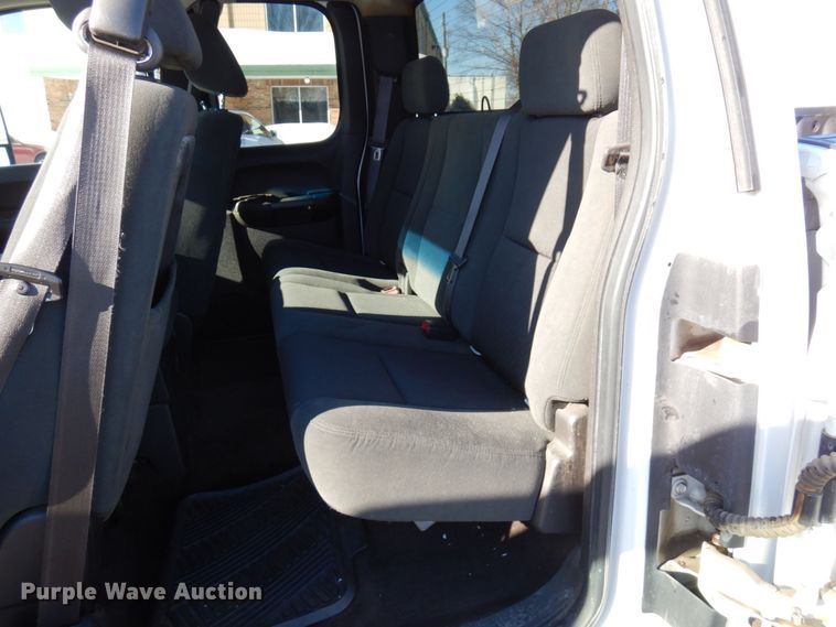 image for item AF9255 2009 Chevrolet Silverado 2500HD  Ext. Cab pickup truck