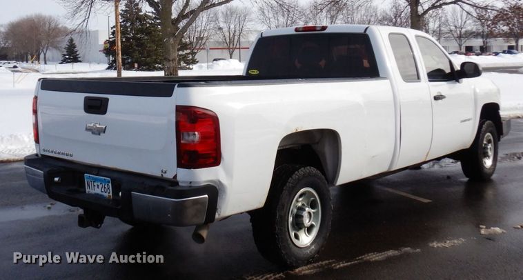 image for item AF9297 2008  Chevrolet Silverado 2500HD LT  Ext. Cab pickup truck
