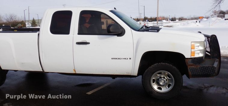 image for item AF9297 2008  Chevrolet Silverado 2500HD LT  Ext. Cab pickup truck