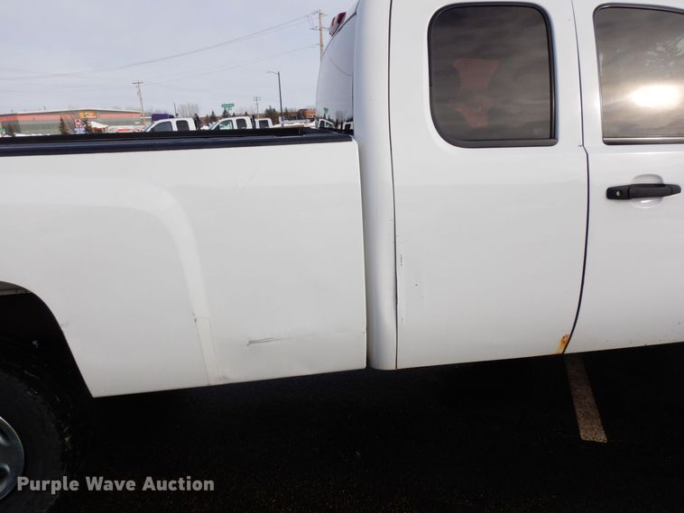 image for item AF9297 2008  Chevrolet Silverado 2500HD LT  Ext. Cab pickup truck