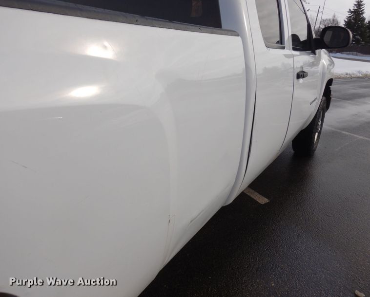 image for item AF9297 2008  Chevrolet Silverado 2500HD LT  Ext. Cab pickup truck