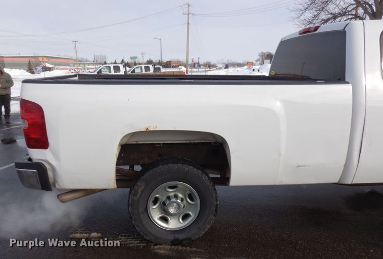 image for item AF9297 2008  Chevrolet Silverado 2500HD LT  Ext. Cab pickup truck