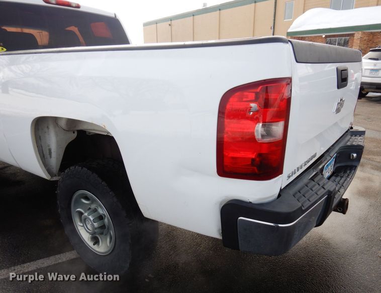 image for item AF9297 2008  Chevrolet Silverado 2500HD LT  Ext. Cab pickup truck