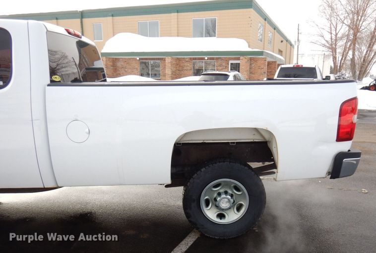 image for item AF9297 2008  Chevrolet Silverado 2500HD LT  Ext. Cab pickup truck