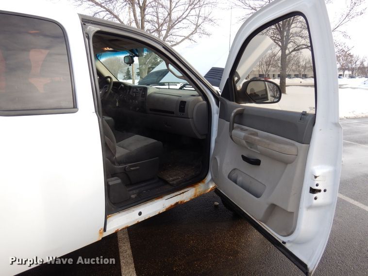 image for item AF9297 2008  Chevrolet Silverado 2500HD LT  Ext. Cab pickup truck