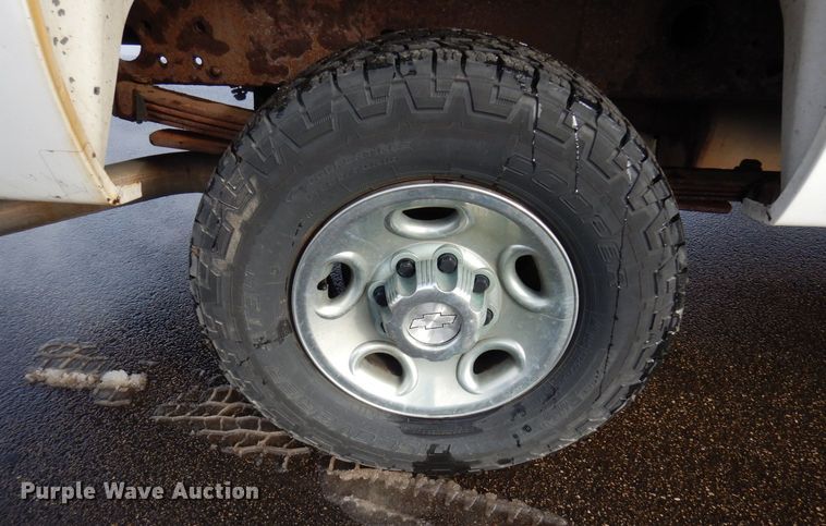 image for item AF9297 2008  Chevrolet Silverado 2500HD LT  Ext. Cab pickup truck