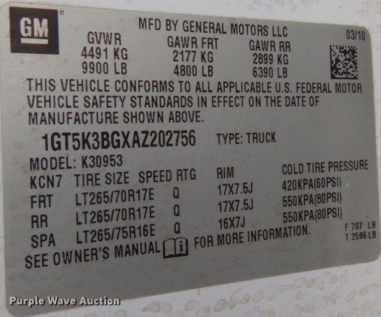 image for item AF9298 2010 GMC Sierra 3500HD  Ext. Cab flatbed pickup truck