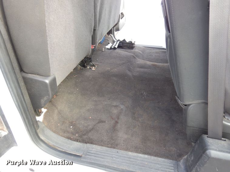 image for item AF9299 2011  Chevrolet Silverado 2500HD  Ext. Cab flatbed pickup truck