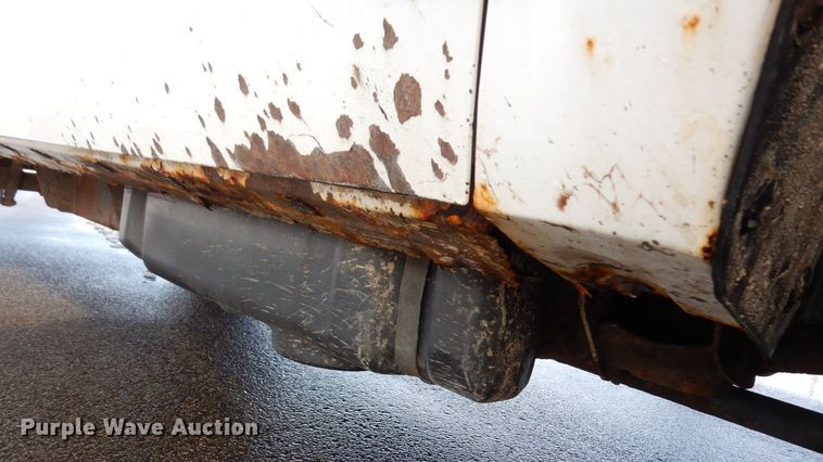 image for item AF9299 2011  Chevrolet Silverado 2500HD  Ext. Cab flatbed pickup truck