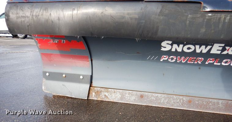 image for item AF9299 2011  Chevrolet Silverado 2500HD  Ext. Cab flatbed pickup truck